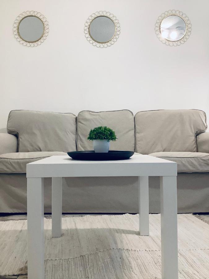 Cosy&White Apartment In Daugavpils Exterior photo